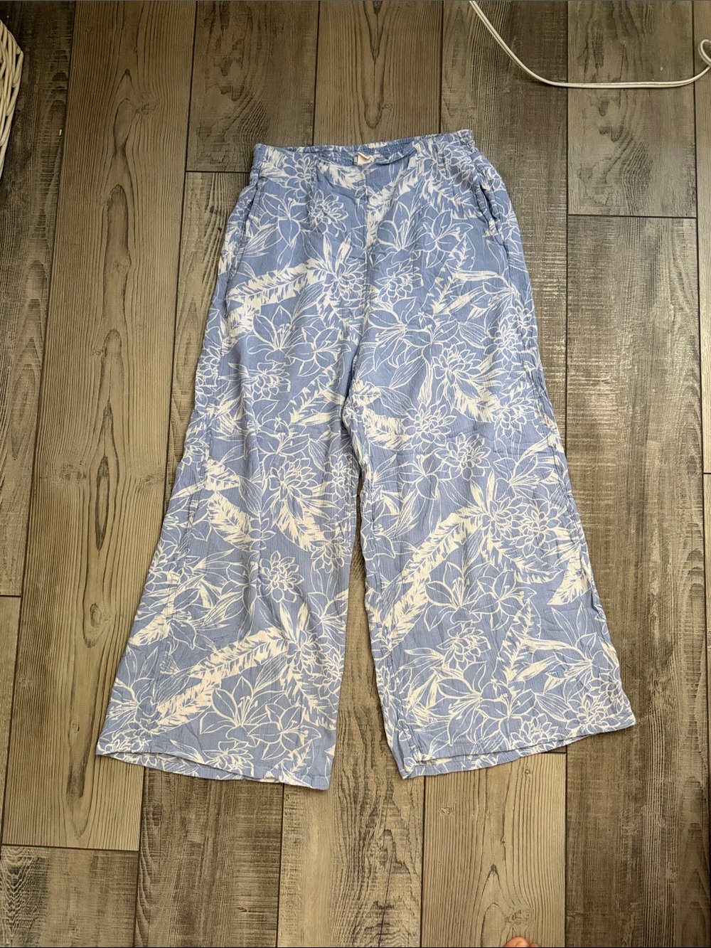 Roxy Light Blue and White Floral Wide Leg Pants